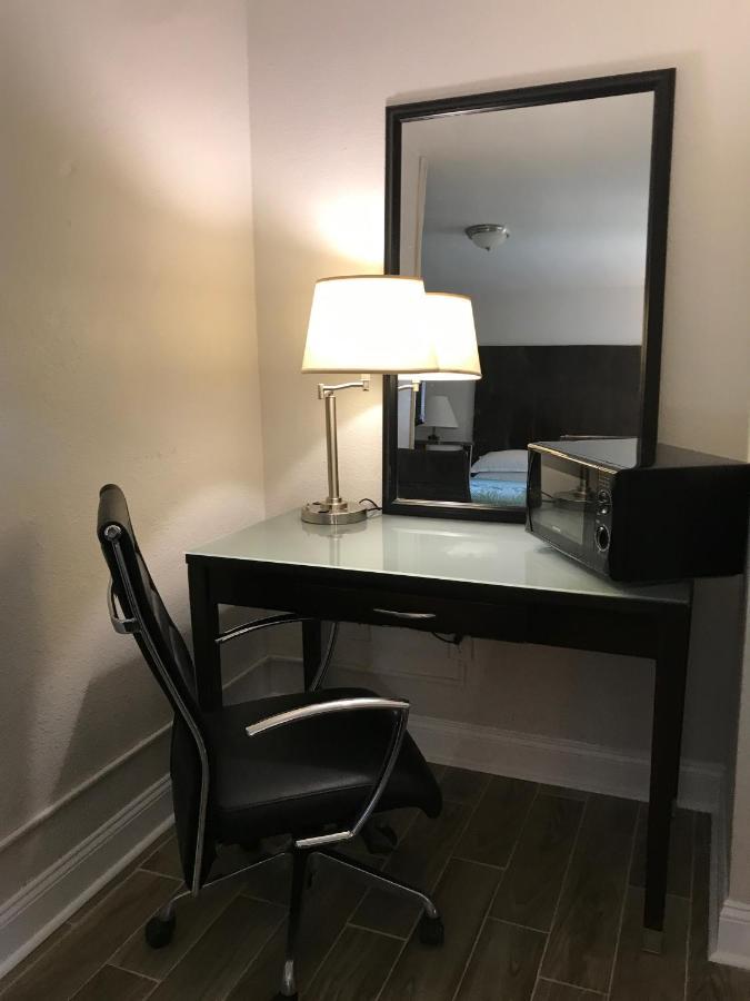 Inn On 17 Savannah Bagian luar foto