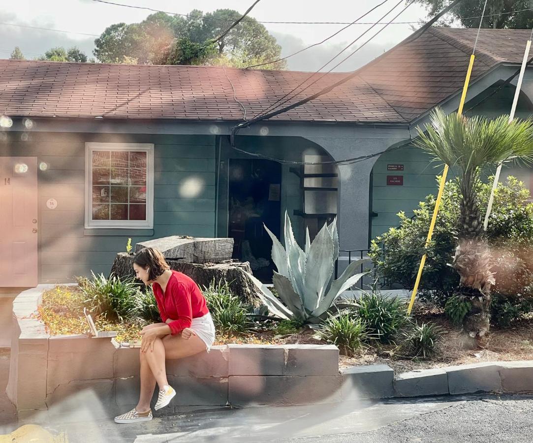 Inn On 17 Savannah Bagian luar foto